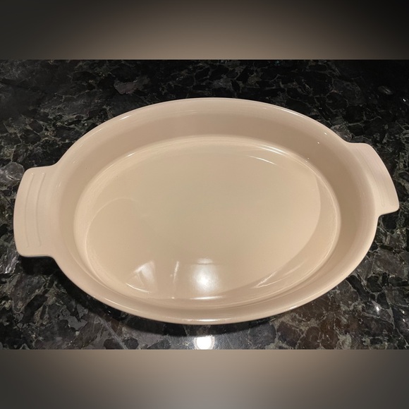 NWT Le Creuset Oval Baking Dish in Deep Teal (36 cm size) - Picture 2 of 5